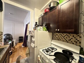 1371 W Estes Ave in Chicago, IL - Building Photo - Building Photo