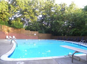 3127 N Kensington Ct in Fayetteville, AR - Building Photo - Building Photo