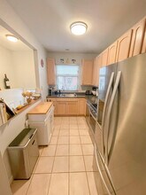 1718 Merriman Ct in Pittsburgh, PA - Foto de edificio - Building Photo