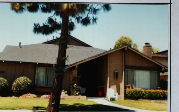 5531 Cross Dr in Huntington Beach, CA - Building Photo - Building Photo