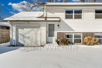 713 N Dougherty Ave in Wichita, KS - Building Photo - Building Photo