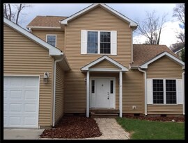 2 Forest Lake Dr in Asheville, NC - Building Photo