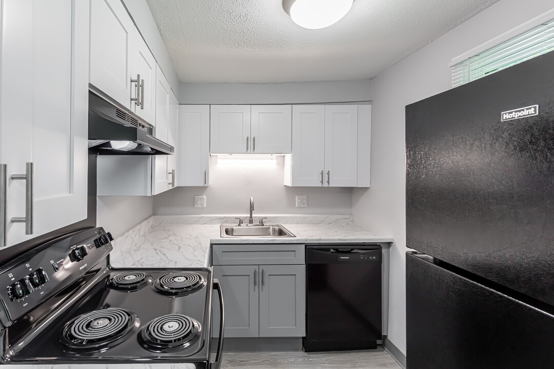 Meadowview Apartments in Amherst, MA - Foto de edificio