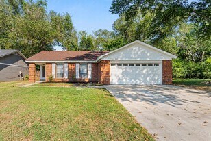 4008 Hitchcock Dr in Memphis, TN - Building Photo