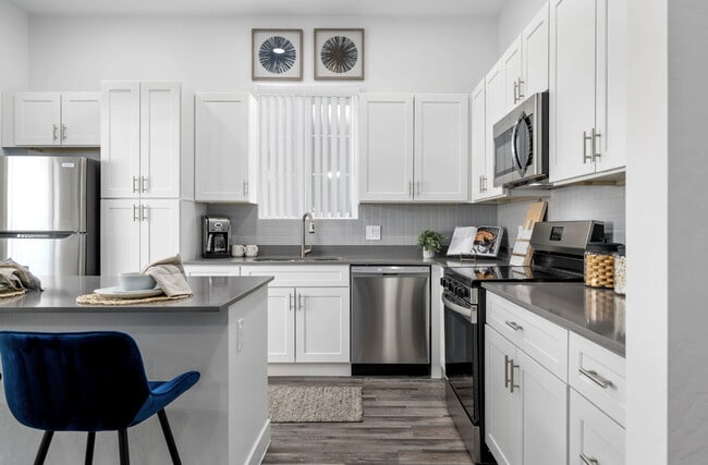 Allero 59 in Phoenix, AZ - Building Photo - Building Photo