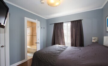 5960 Lexington Ave in Los Angeles, CA - Building Photo - Building Photo