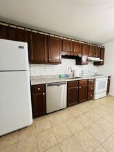 12 Cutter St in Waltham, MA - Building Photo - Building Photo