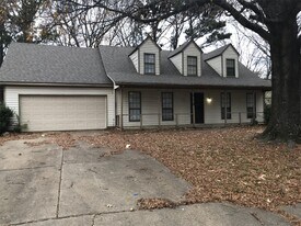 4342 Oak Chase Cove in Memphis, TN - Building Photo