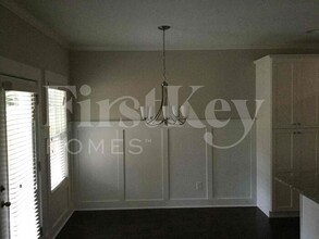 18 E Newnan Rd in Newnan, GA - Building Photo - Building Photo