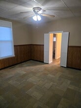 418 N Center St, Unit B in Collinsville, IL - Foto de edificio - Building Photo