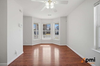 831 Marshall Ave in Norfolk, VA - Building Photo - Building Photo