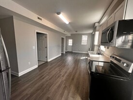 2185 River Rd in Coeymans, NY - Building Photo