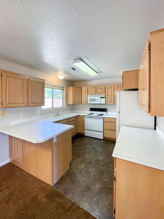 property at 538 S 1100 E