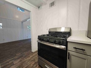 825 Sierra Vista Dr in Twin Peaks, CA - Building Photo - Building Photo