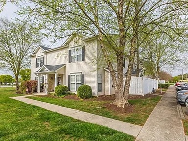 property at 707 Geoffrey Way