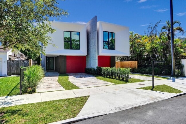 3645 SW 1st Ave in Miami, FL - Building Photo - Building Photo