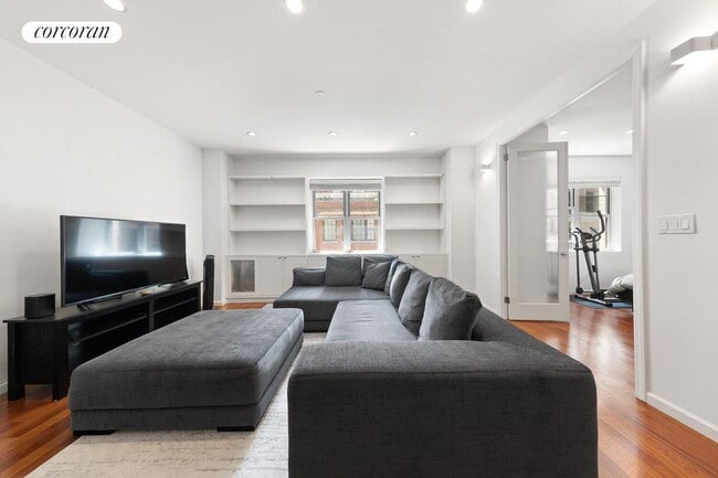 66 Madison Ave in New York, NY - Building Photo - Building Photo