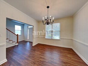 19818 Madison Village Dr in Cornelius, NC - Foto de edificio - Building Photo