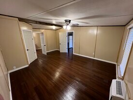 6506 Colony Park Dr in Merritt Island, FL - Building Photo