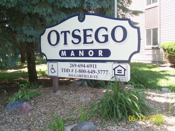 Otsego Apartments in Otsego, MI - Building Photo