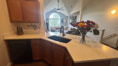 631 Worthington Dr in Lansing, MI - Building Photo - Building Photo