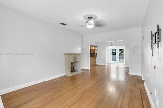 1711 SW 14th Terrace in Miami, FL - Building Photo - Building Photo