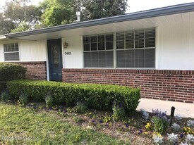 3462 NW 35th Pl in Gainesville, FL - Building Photo