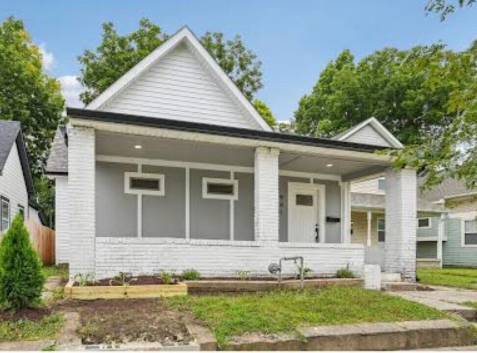 941 King Ave in Indianapolis, IN - Building Photo