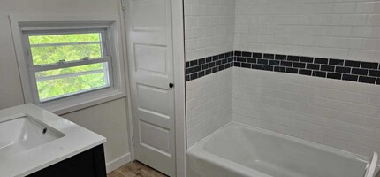 3705 Fountain St in Pittsburgh, PA - Building Photo - Building Photo