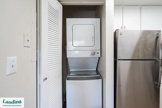 1000 Palm Pl Dr NE, Unit 1736 in Palm Bay, FL - Building Photo - Building Photo