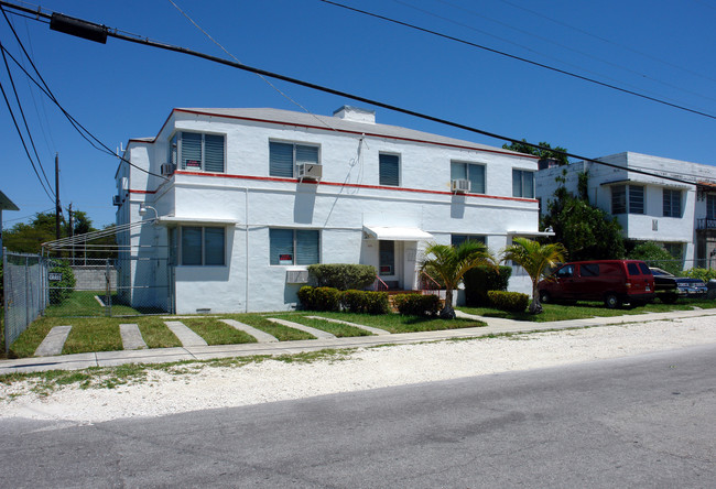 539 NE 82nd Ter in Miami, FL - Foto de edificio - Building Photo