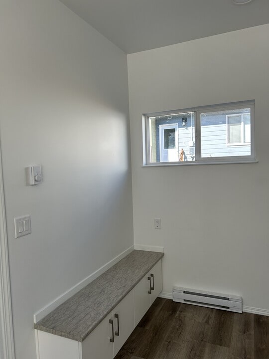 11835 54th St. NW in Edmonton, AB - Building Photo