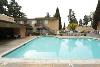 South Bay Towers Apartments in Chula Vista, CA - Foto de edificio - Building Photo