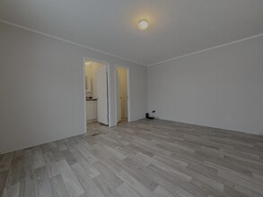 358 Parker Lake Dr in Oxford, MI - Foto de edificio - Building Photo