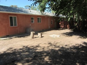 2340 Jill Way in Sacramento, CA - Building Photo - Building Photo