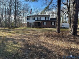 10510 Courtney Rd in Glen Allen, VA - Building Photo