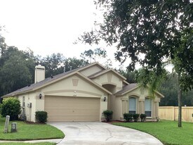 3704 Lockridge Dr in Land O Lakes, FL - Building Photo