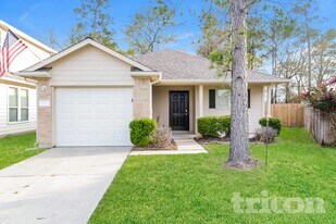 7402 Deloache Ave in Humble, TX - Building Photo