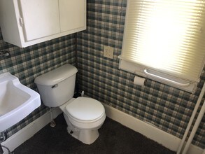 2839 N 50th St, Unit 2 in Lincoln, NE - Foto de edificio - Building Photo