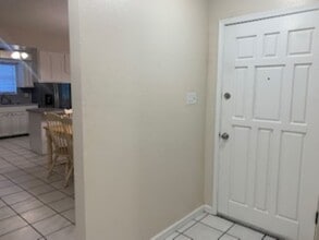 2305 W Bullock Ave in Artesia, NM - Building Photo - Building Photo