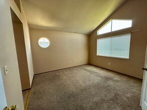1975 Clearbrook Ct in Tracy, CA - Building Photo - Building Photo