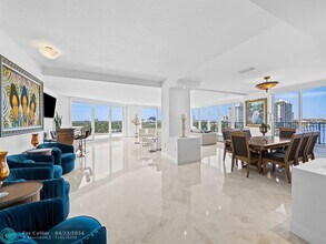 615 Bayshore Dr in Fort Lauderdale, FL - Foto de edificio - Building Photo