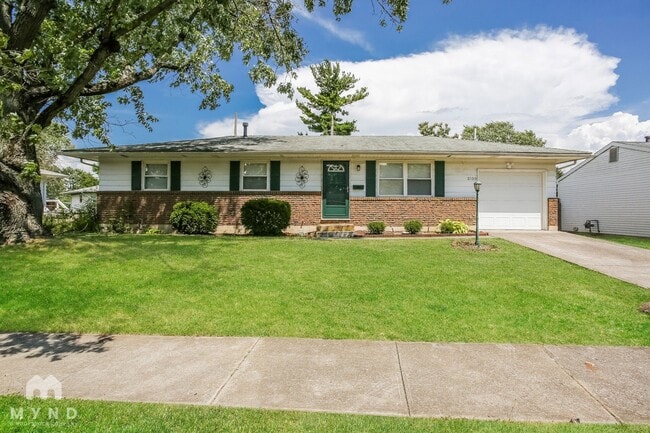 property at 2158 Easthaven Dr