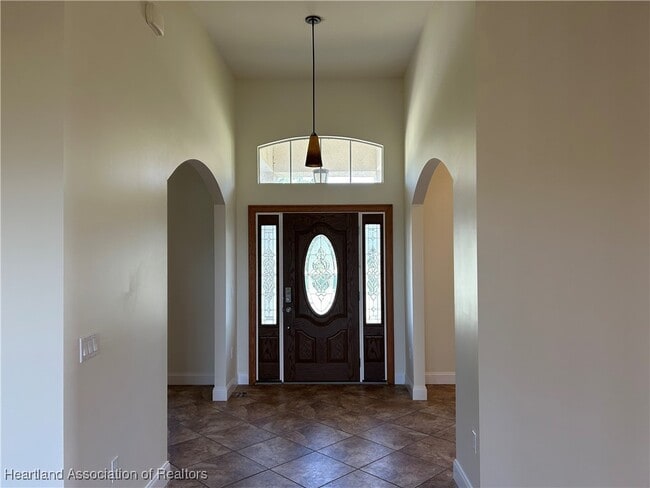 6200 Pebble Ln in Sebring, FL - Foto de edificio - Building Photo
