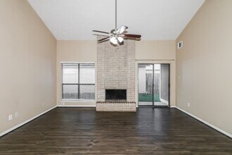 3425 Benfield Dr in Houston, TX - Building Photo - Building Photo