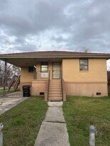 4661 Dale St in New Orleans, LA - Building Photo
