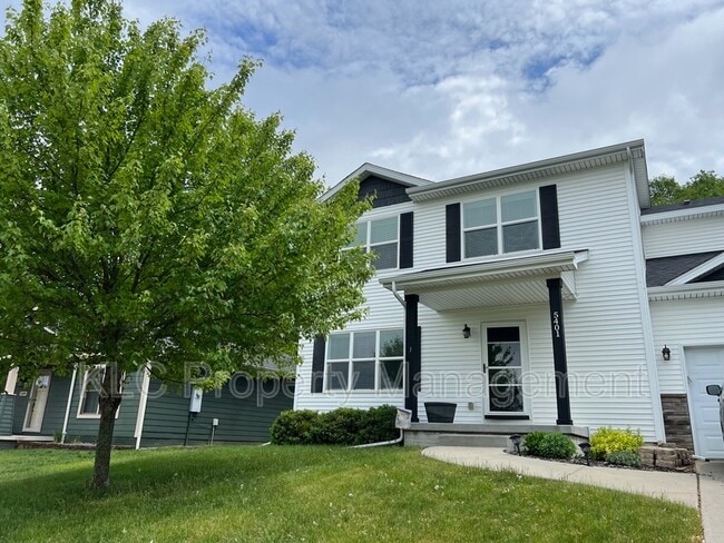 property at 5401 SE 27th St