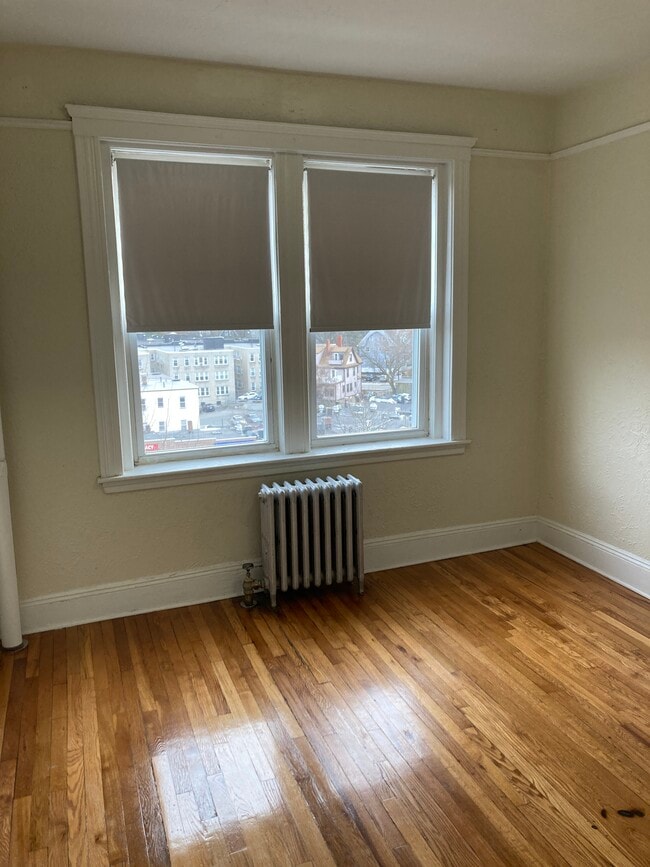 1629 Commonwealth Ave, Unit 4 in Boston, MA - Building Photo - Building Photo