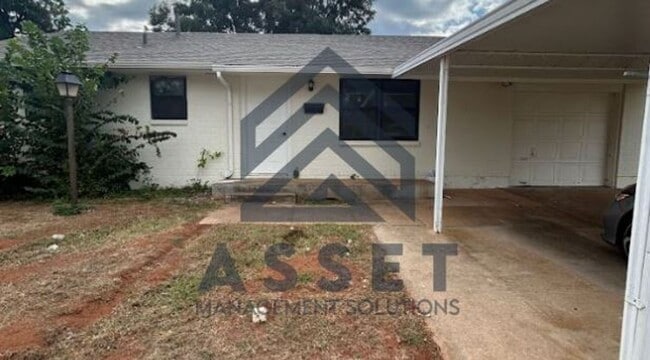 property at 3120 Lazy Ln