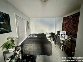 24 Lawn St in Boston, MA - Building Photo - Building Photo